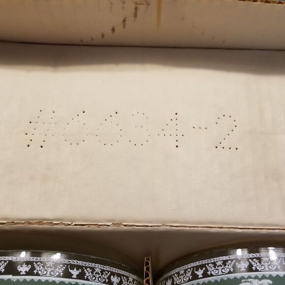 Vintage Jeannette Glass Green Hellenic Grecian Motif Fruit / Salad Bowl set of 4 - Picture 9 of 11